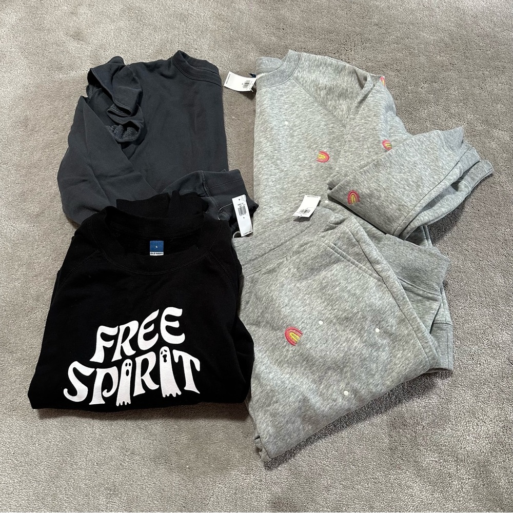 New Old Navy sweatshirts and joggers bundle S-M